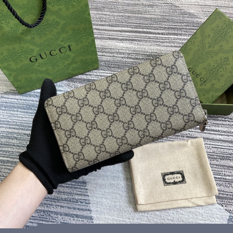 G*u*i wallets & purse